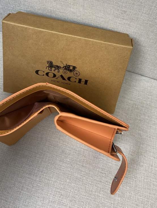 Picture of Coach Wallets _SKUfw180112614fw